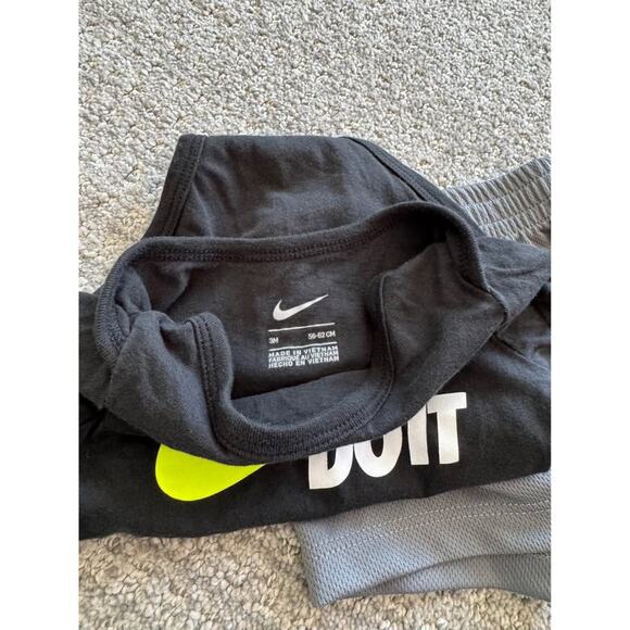 Nike infant size 0-3 mesh shorts and swoosh black onesie outfit set - Picture 2 of 2